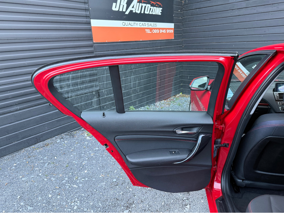 2013 BMW 1 Series - image 17