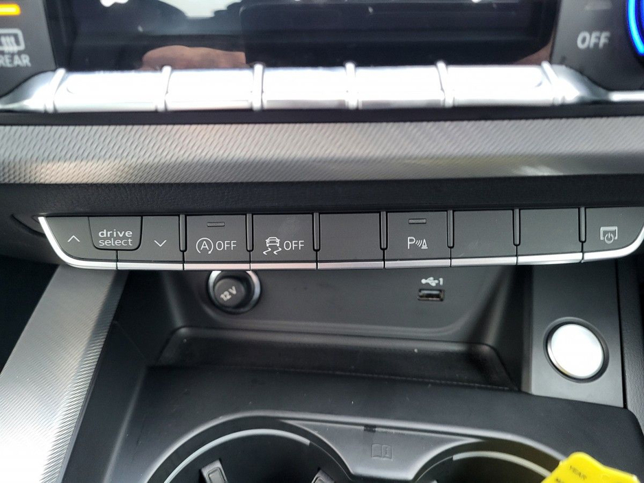 2024 Audi A4 A4 Sport 35 Tdi Mhev S-A Sport 35 TDi 163 MHEV S tronic Auto Start/Stop €41,995