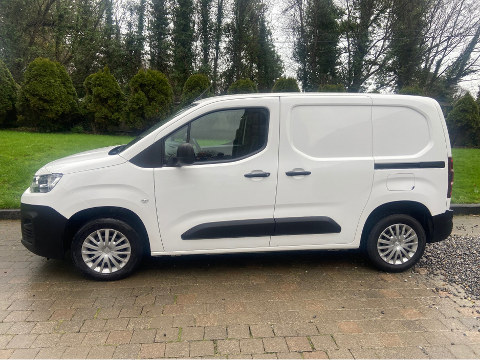 2021 Citroen Berlingo LX 1.5 BLUEHDI 75 S&S 650KG //**€10950 + VAT €2,518= €13,468 €10,550