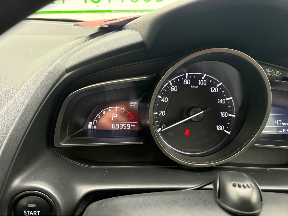 2017 Mazda Demio - image 15