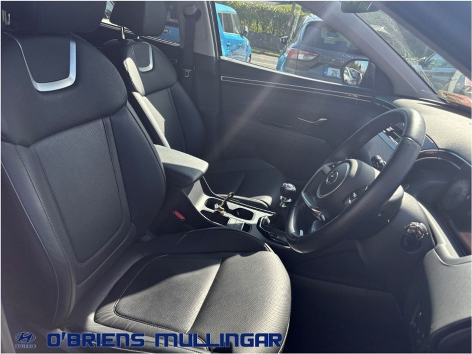 2022 Hyundai Tucson - image 6