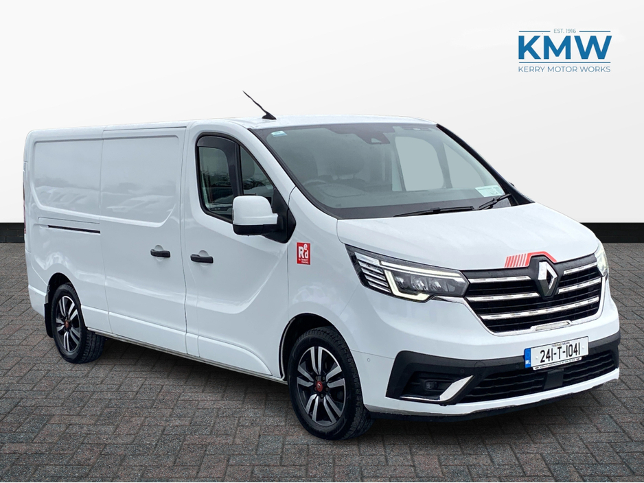 2024 Renault Trafic Red edition LWB 2.0 170BHP Automatic €31,500
