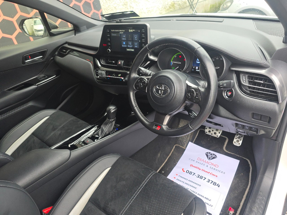 2020 Toyota C-HR - image 21