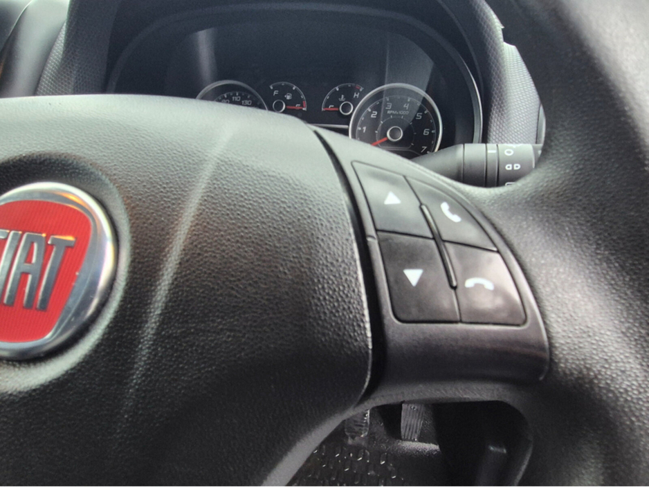 2022 Fiat Doblo - image 7