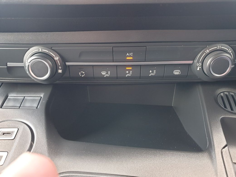 2026 Citroen Berlingo - image 16