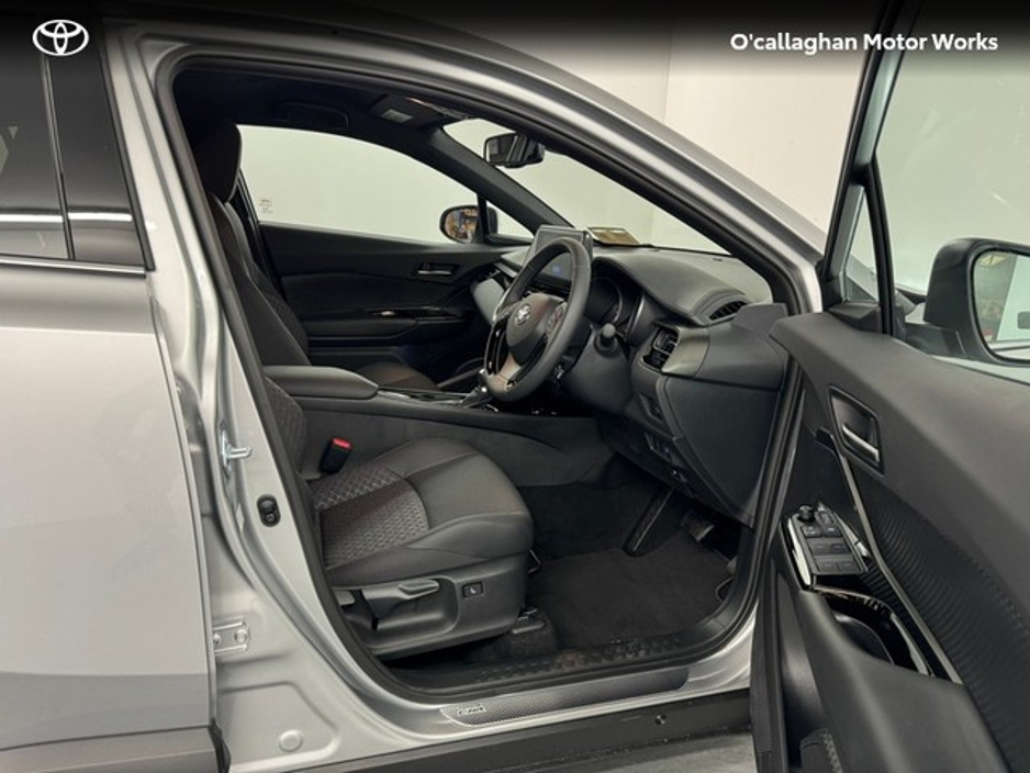 2023 Toyota C-HR HYBRID SPORT 4DR AUTO €33,000