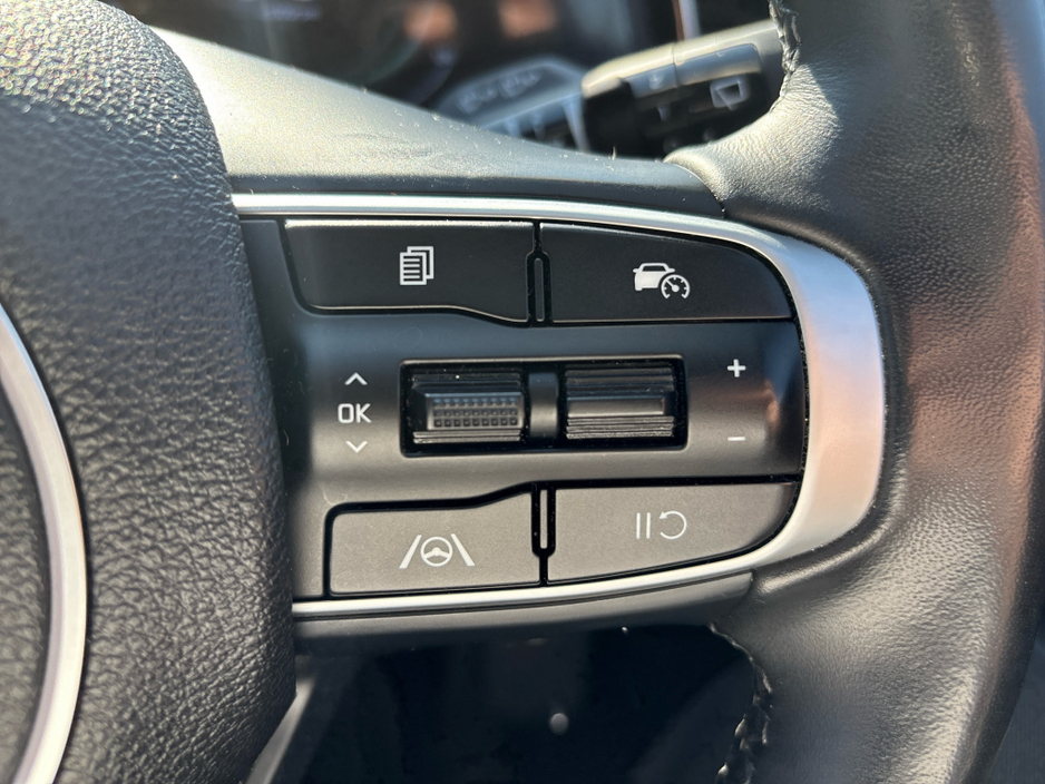 2022 Kia Sportage - image 15