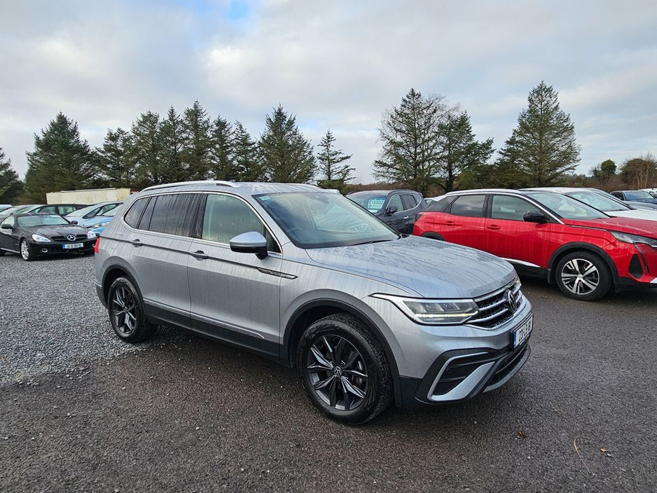 2023 Volkswagen Tiguan Allspace A7 Life 2.0tdi M6F 150 €41,990