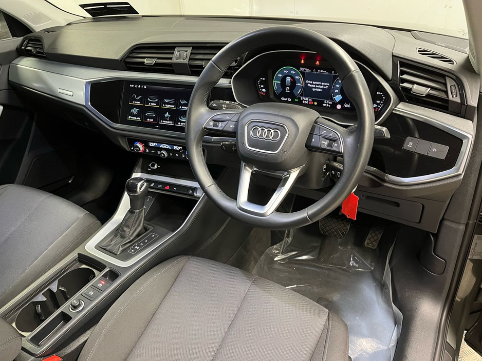 2023 Audi Q3 - image 9