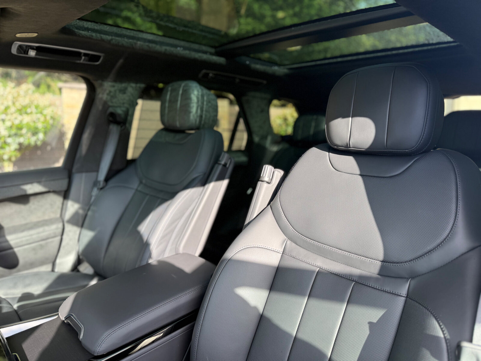 2025 Land Rover Range Rover Sport - image 15
