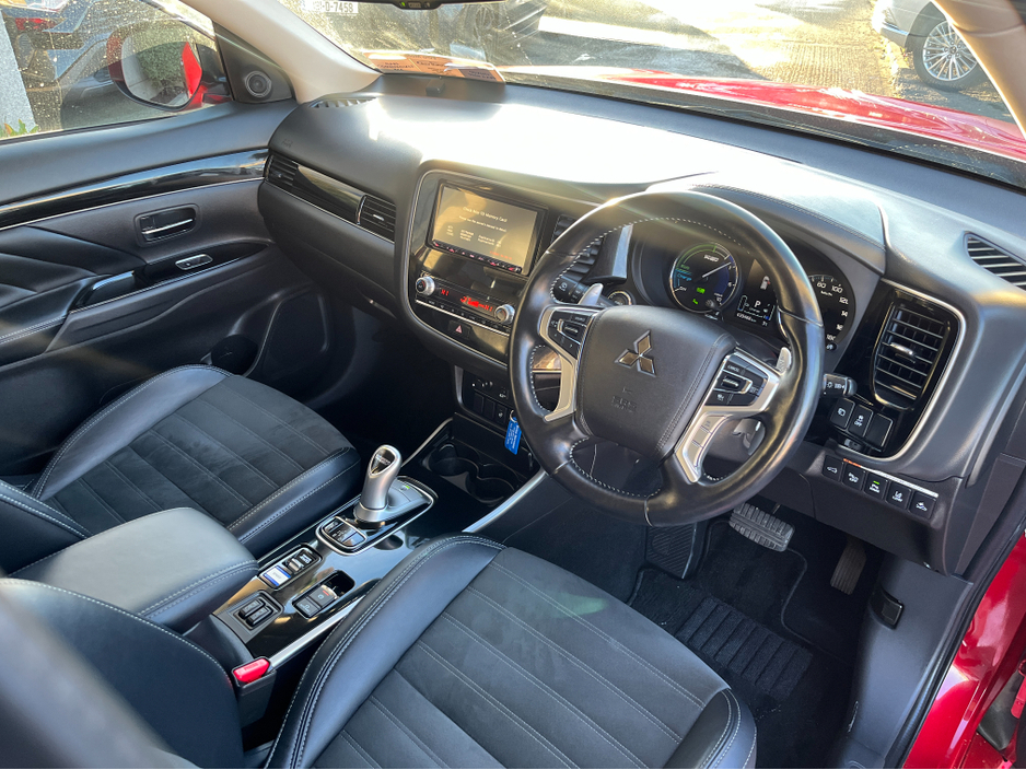 2020 Mitsubishi Outlander G 4WD HYBRID PLUG IN AUTOMATIC 2.4 PETROL //HIGH SPEC//LOW MILES//HALF LEATHER HEATED ELECTRIC SEATS//HEATED STEERING WHEEL// €24,950