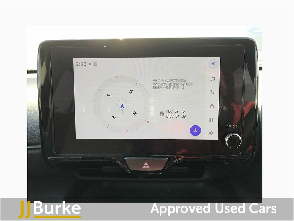 2024 Toyota Yaris - image 13