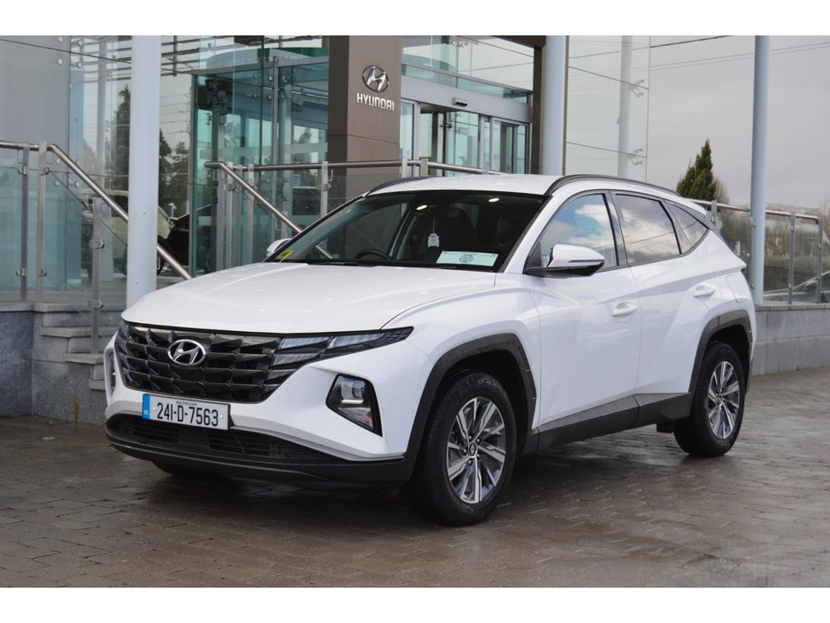 2024 Hyundai Tucson 2WD Executive HEV Auto, Low Mileage €37,995