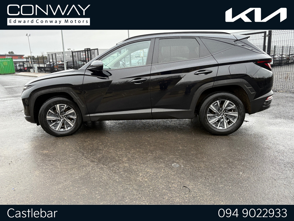 2021 Hyundai Tucson - image 10