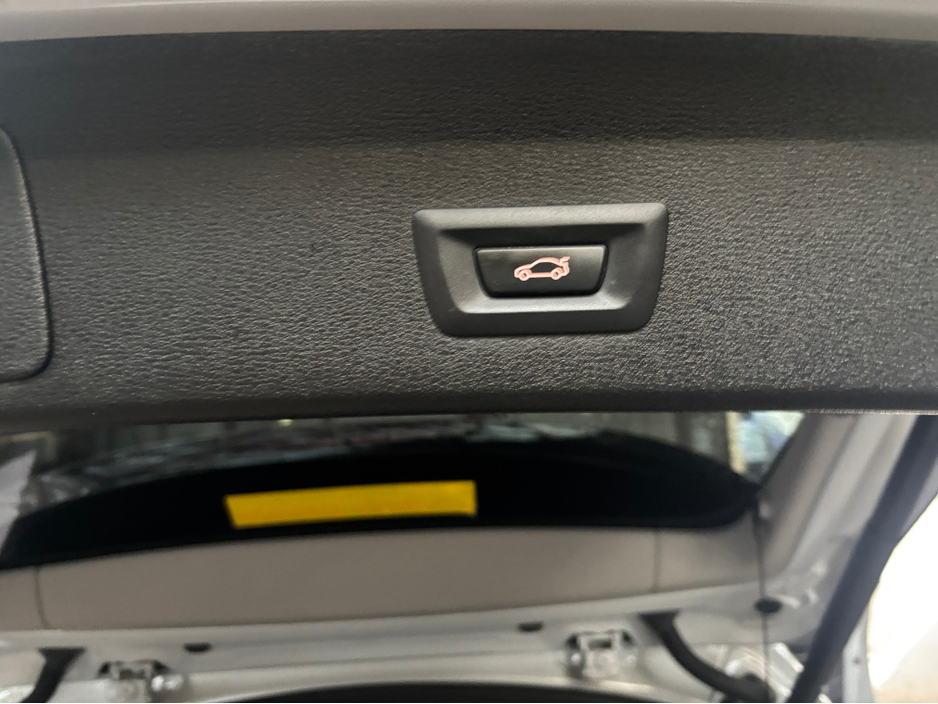 2017 BMW X1 SDRIVE18D SDRIVE 18D SE ZAX1 4DR SDR €15,999