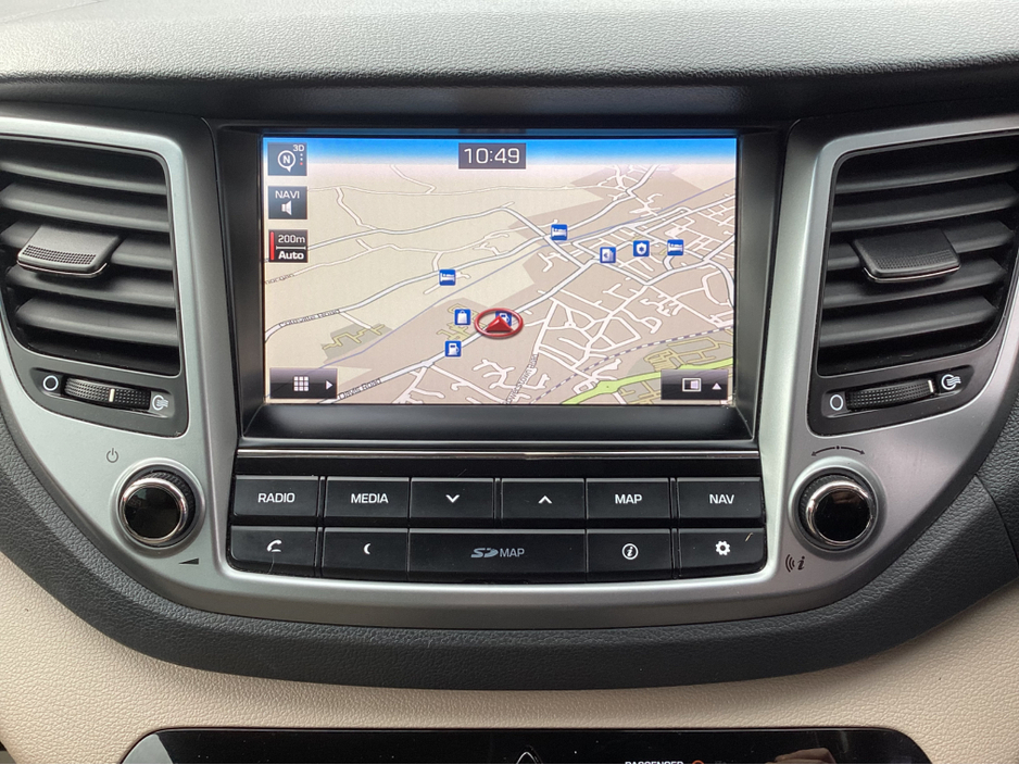 2017 Hyundai Tucson - image 12