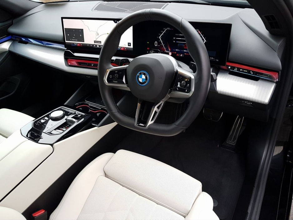 2025 BMW 5 Series 530e M Sport €66,995