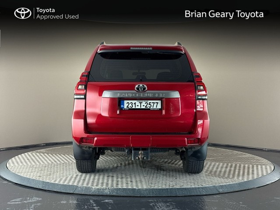 2023 Toyota Landcruiser - image 4