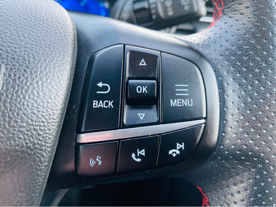 2021 Ford Kuga - image 21