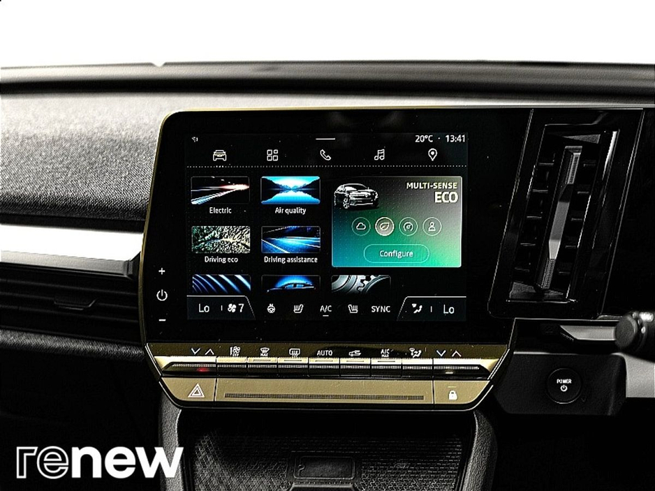 2024 Renault Megane E-Tech - image 21