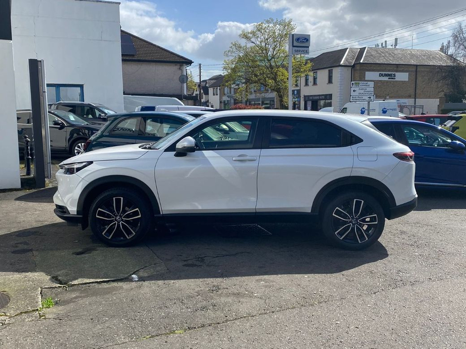 2022 Honda HR-V - image 6