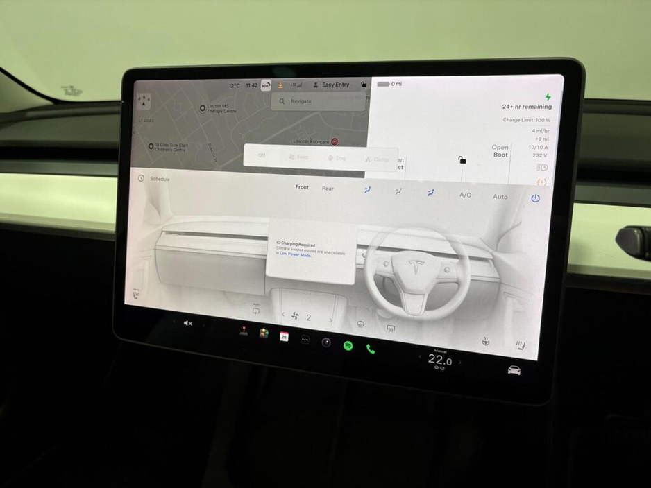 2022 Tesla Model 3 STANDARD RANGE WHITE INTERIOR €24,950