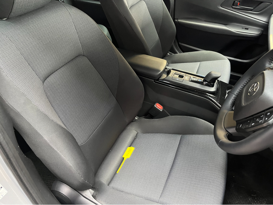 2025 Toyota Prius - image 10