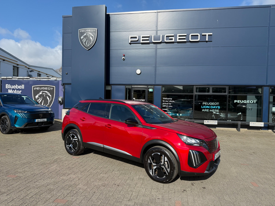 2025 Peugeot 2008 - image 2