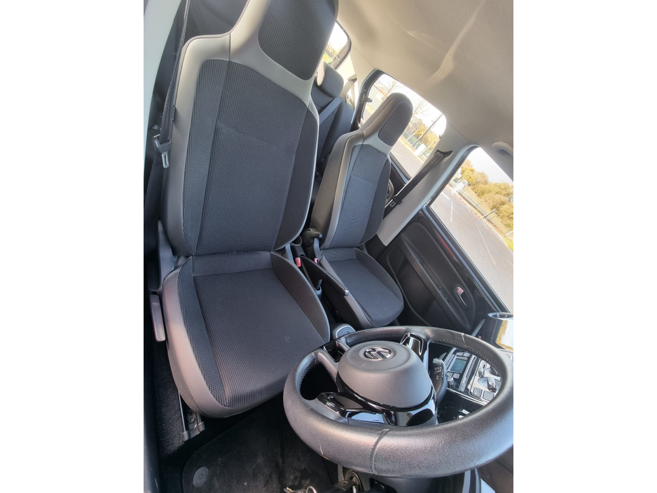 2013 Volkswagen up! - image 15