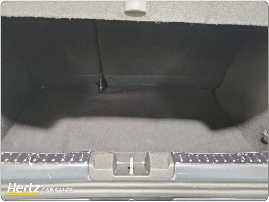 2023 Dacia Sandero - image 18