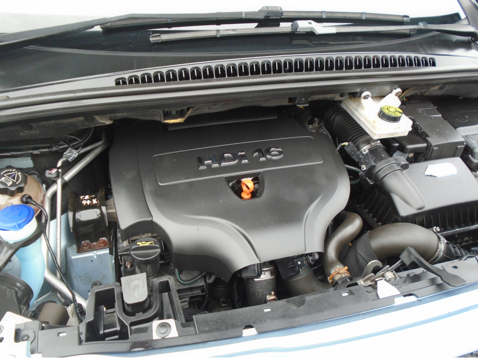 2016 Peugeot 5008 1.6 HDI BLUE ACTIVE 120BHP 5DR €9,999