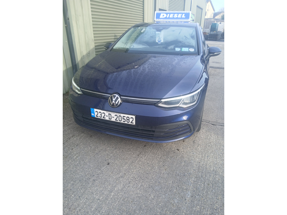 2023 Volkswagen Golf 2.0 TDI 115HP Life €24,995