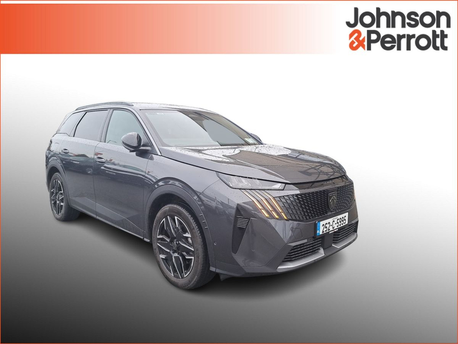 2025 Peugeot 5008 1.2 MHEV 145bhp E-DCS6 Allure €52,900