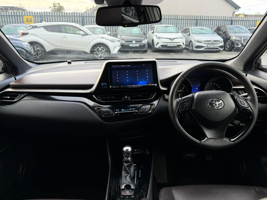 2017 Toyota C-HR (171) 1.8 HYBRID SPORT AUTO €18,950