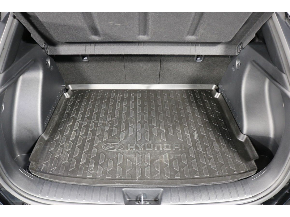 2025 Hyundai Kona - image 8