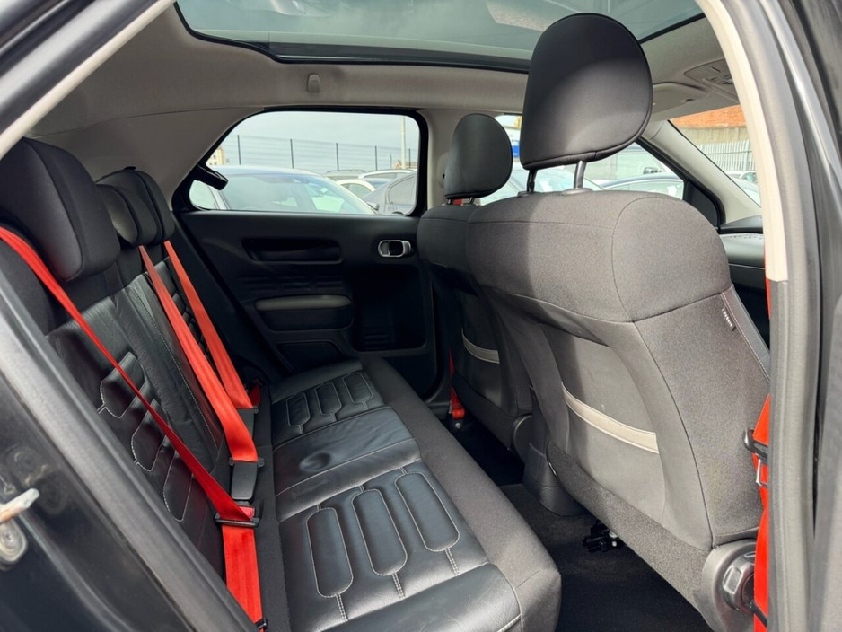 2017 Citroen C4 Cactus - image 24
