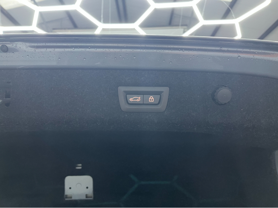 2018 BMW 5 Series ONLY €22950! 2018 BMW 520D 523D LUXURY 2.0 AUTOMATIC / CRUISE CONTROL / 360° PARKING CAMERA / ELECTRIC MEMORY HEATED & MASSAGING SEATS / HEATED REAR SEATS / AMBIENT LIGHTS €22,950