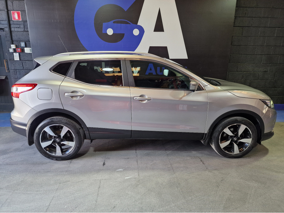 2017 Nissan Qashqai - image 11
