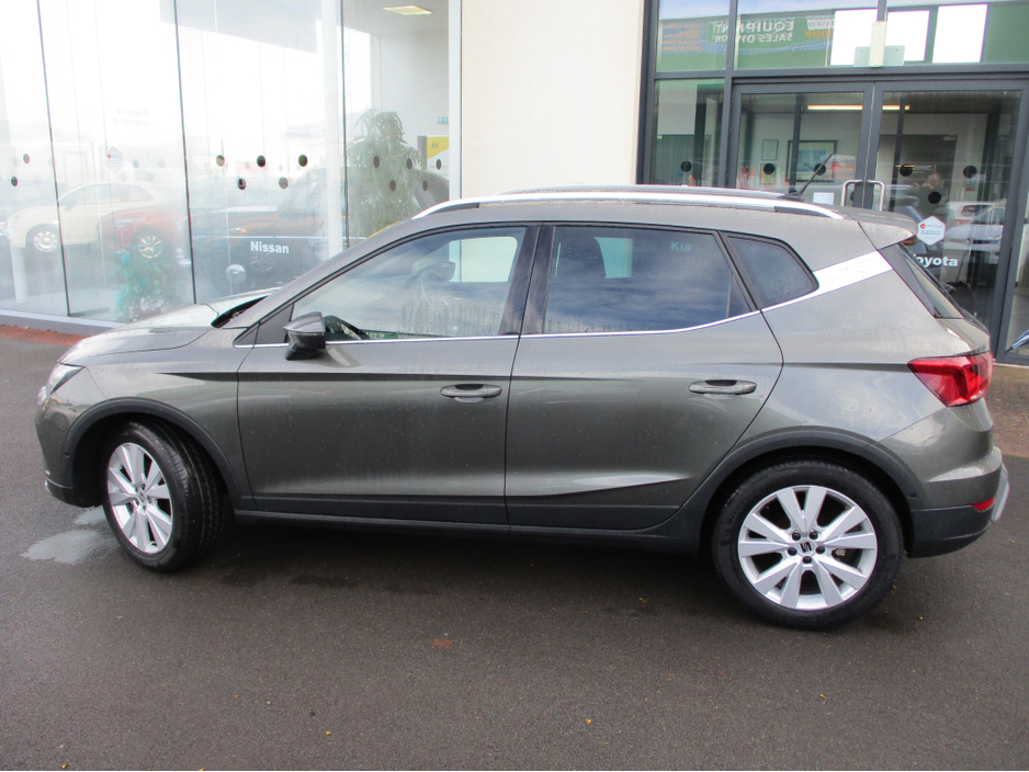 2023 SEAT Arona - image 8