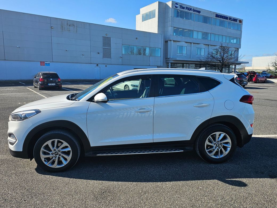 2016 Hyundai Tucson - image 5