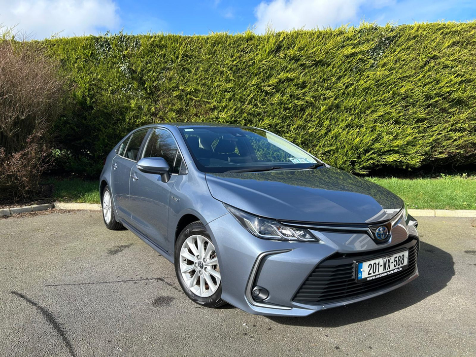 2020 Toyota Corolla - image 2