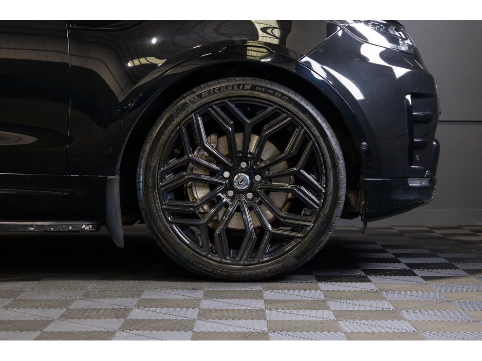 2020 Land Rover Discovery  €49,950