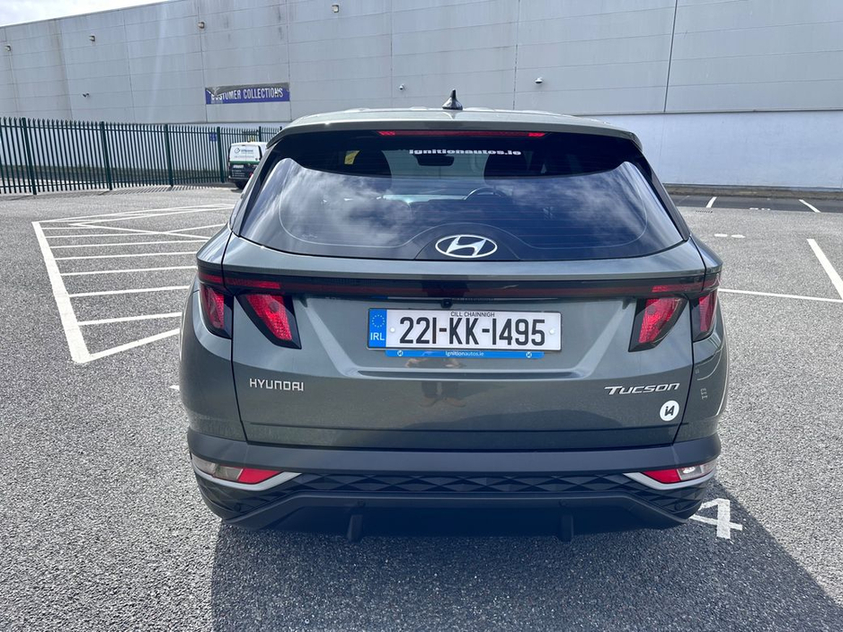 2022 Hyundai Tucson - image 6