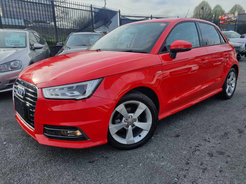 2015 Audi A1 - image 4