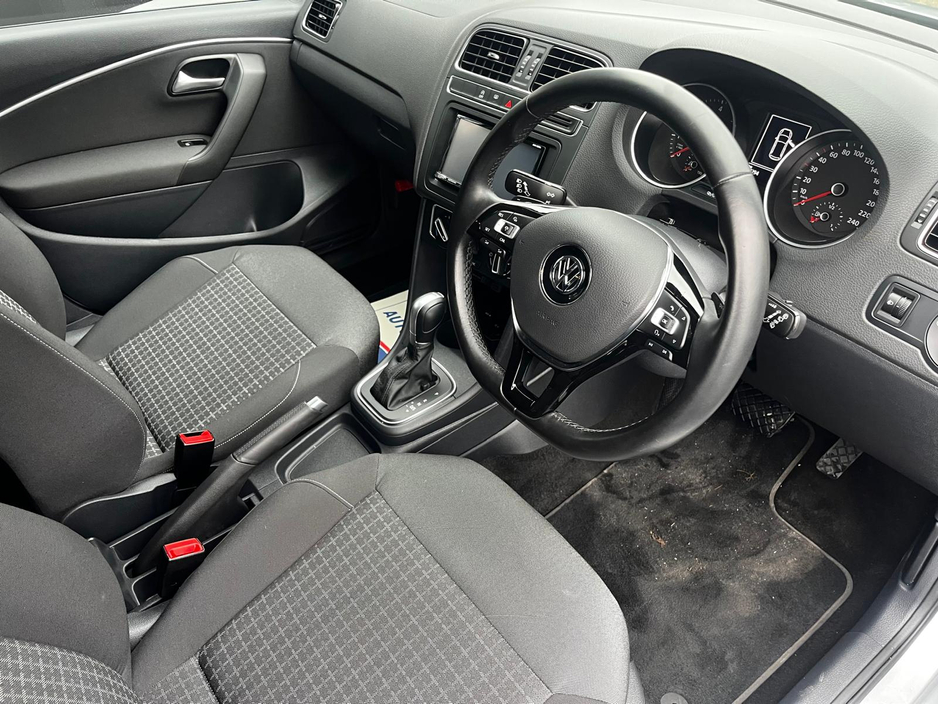 2017 Volkswagen Polo VW Polo 1.2 TSI, Petrol, auto, 17"alloys, fully loaded with spec €13,750
