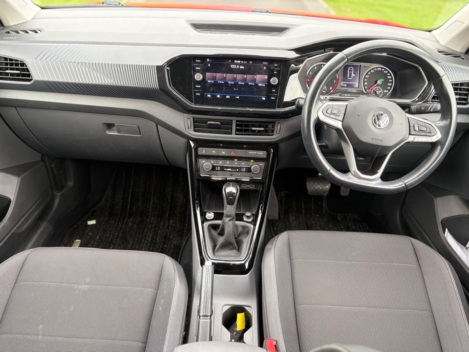 2020 Volkswagen T-Cross - image 4