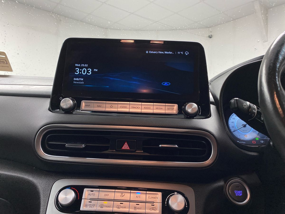 2023 Hyundai Kona - image 8