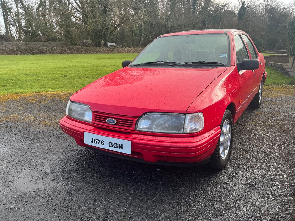 1992 Ford Sierra - image 2