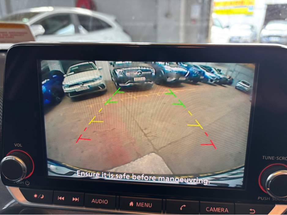 2021 Nissan Juke - image 11