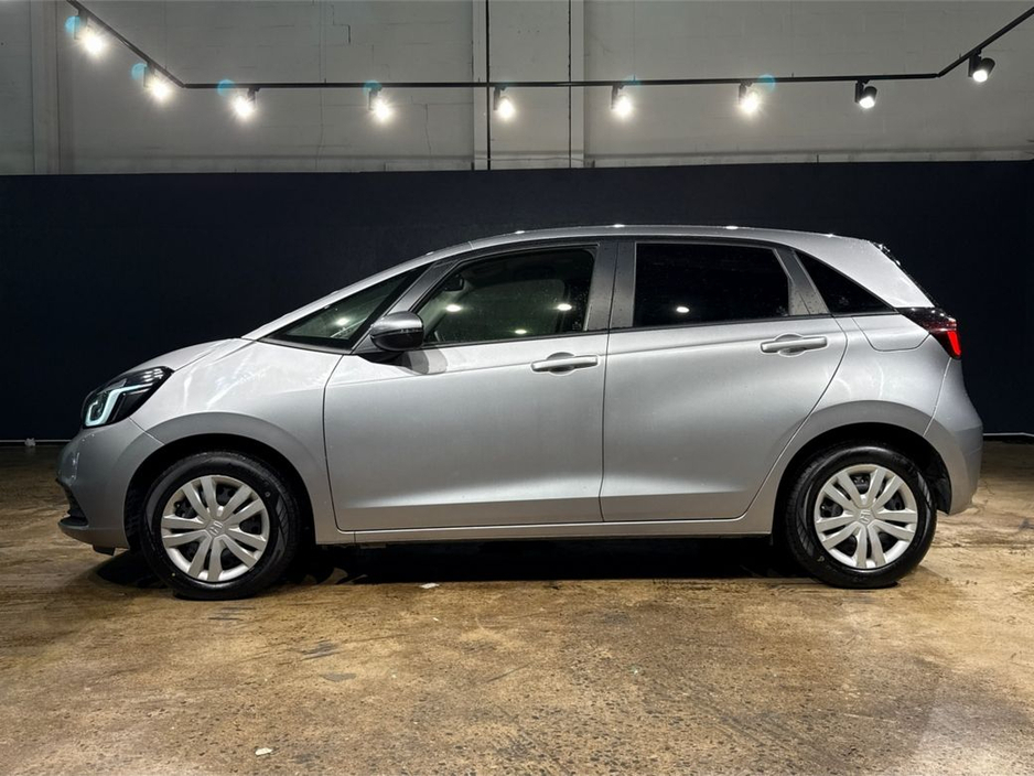 2023 Honda Fit 1.5 HYBRID - HONDA SENSING - REVERSE CAMERA - MULTI FUNCTION STEERING WHEEL - HEATING / AC CONTROLS €17,950